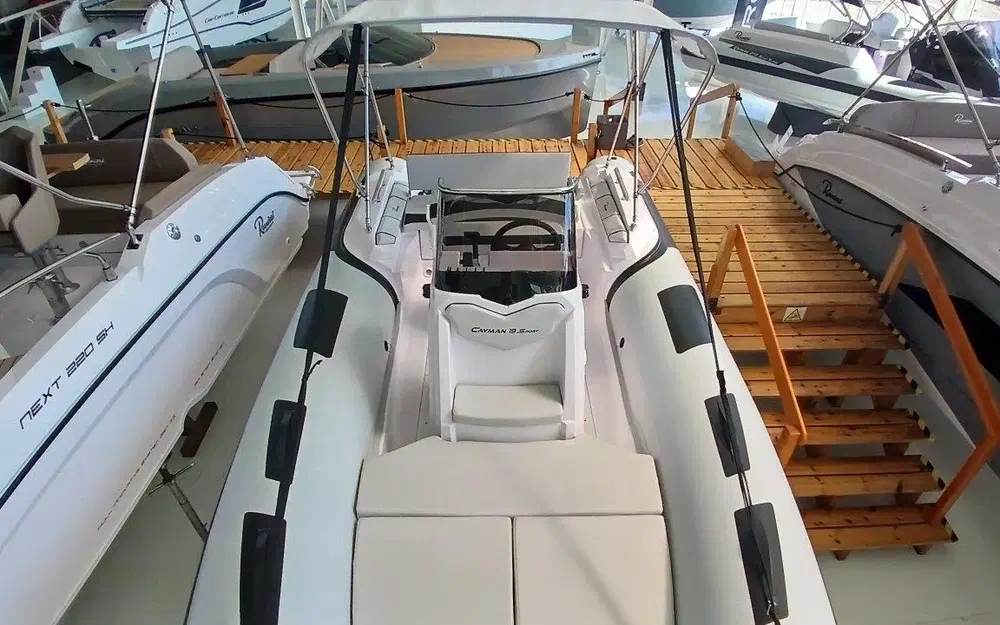 slider 5 Ranieri Cayman 19 Sport