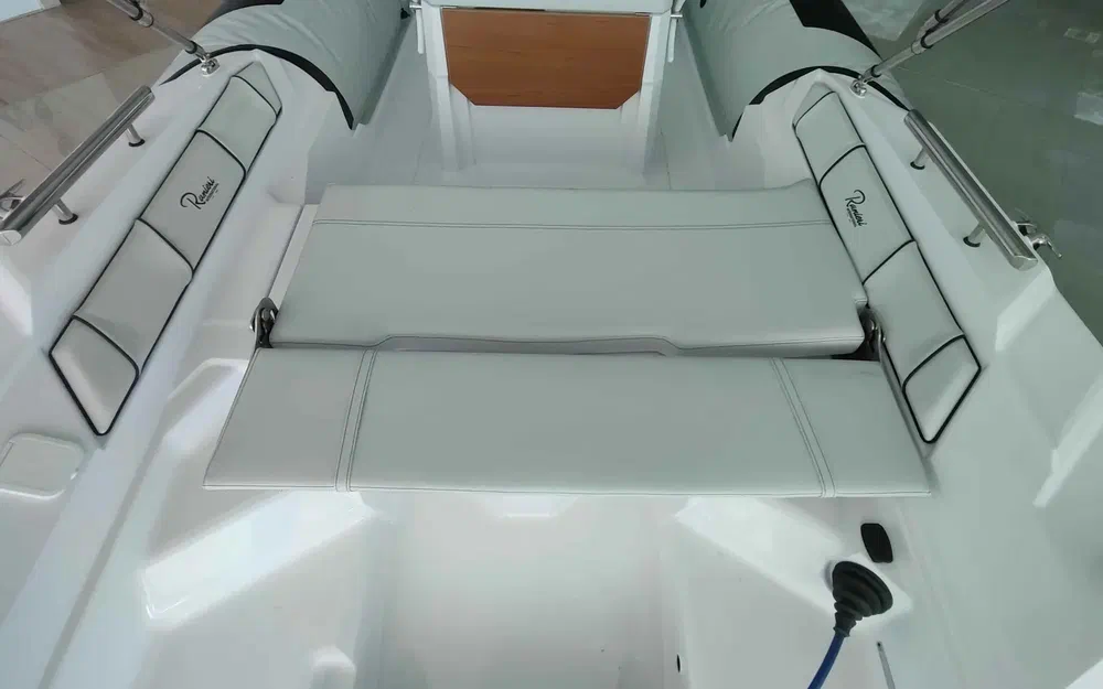 slider 9 Ranieri Cayman 21 Sport