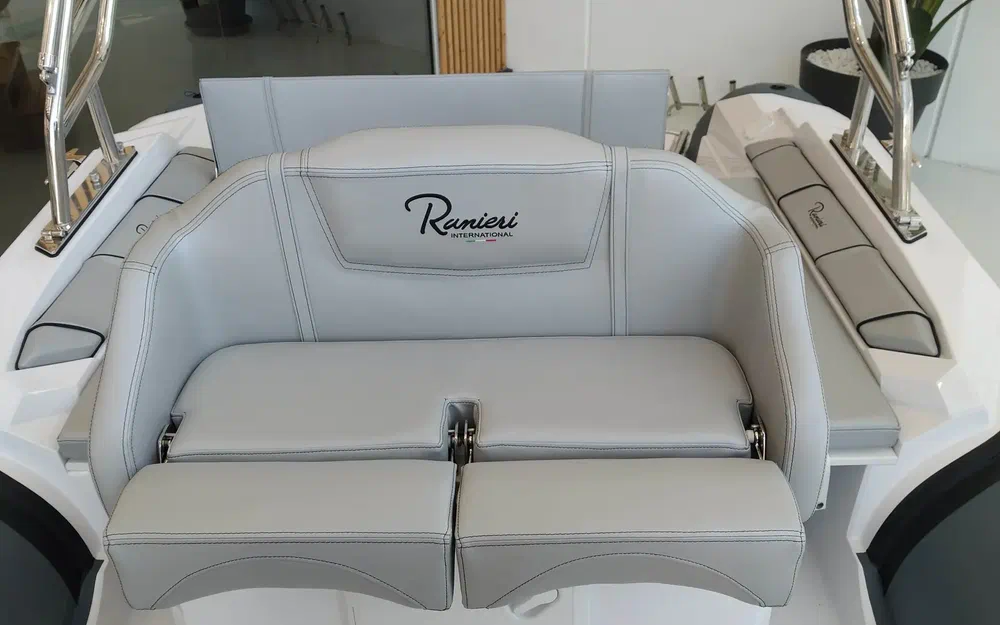 slider 6 Ranieri Cayman 23 Sport