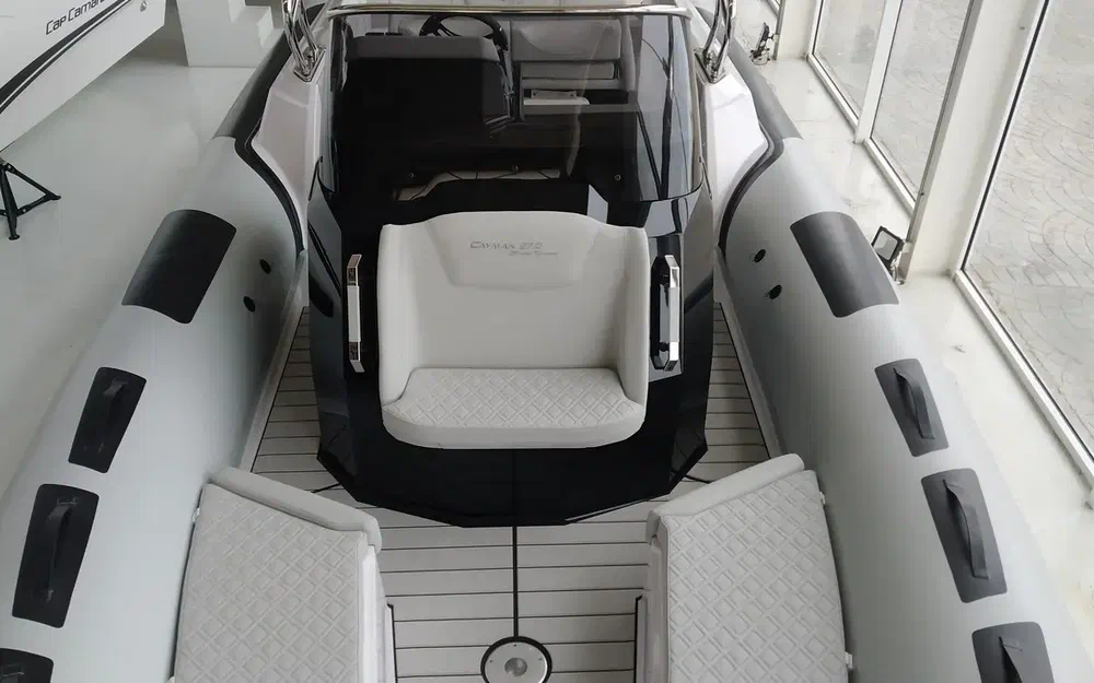 slider 13 Ranieri Cayman 27.0 Sport Touring