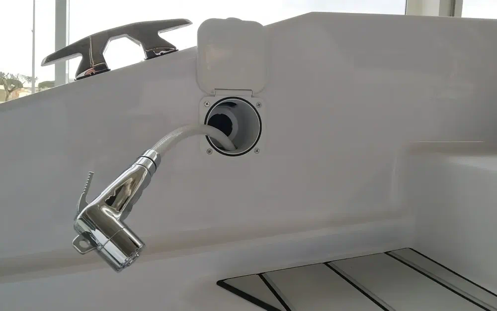 slider 23 Ranieri Cayman 27.0 Sport Touring