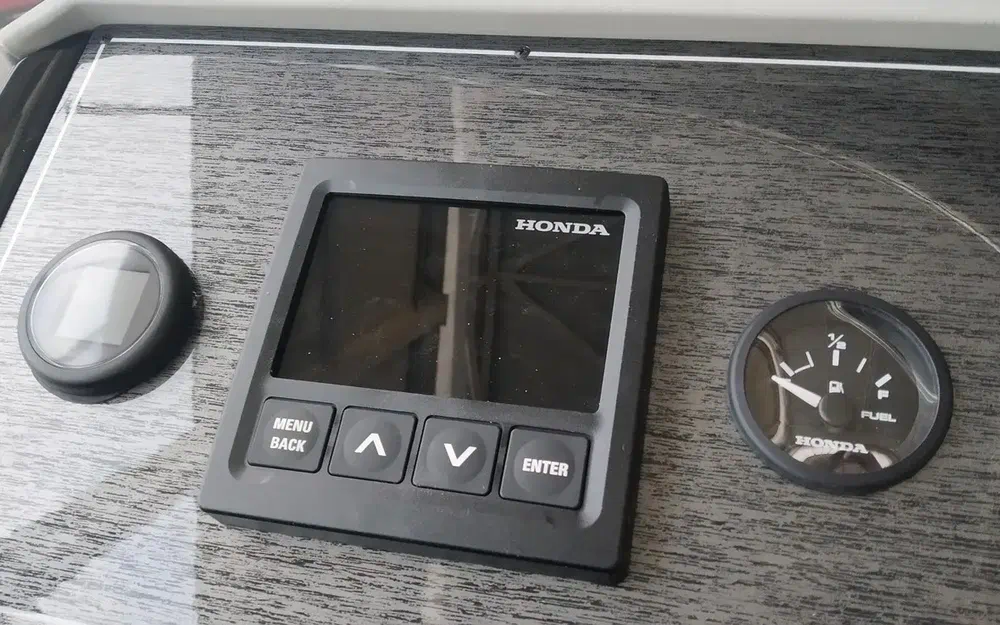 slider 26 Ranieri Cayman 27.0 Sport Touring