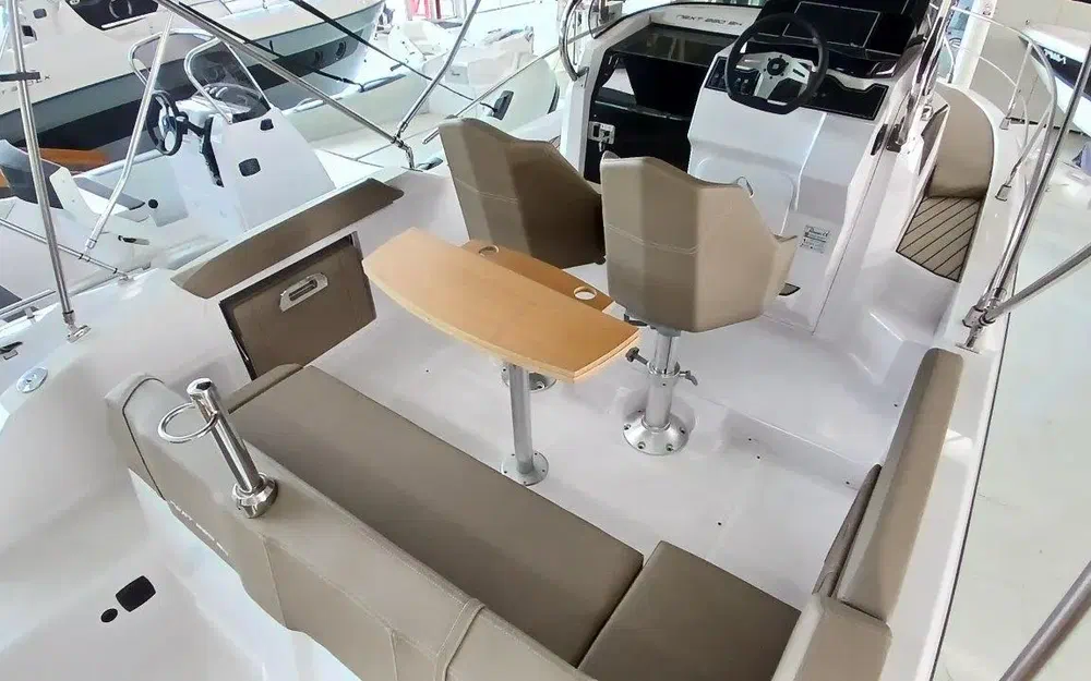 slider 7 Ranieri Next 220 Sh