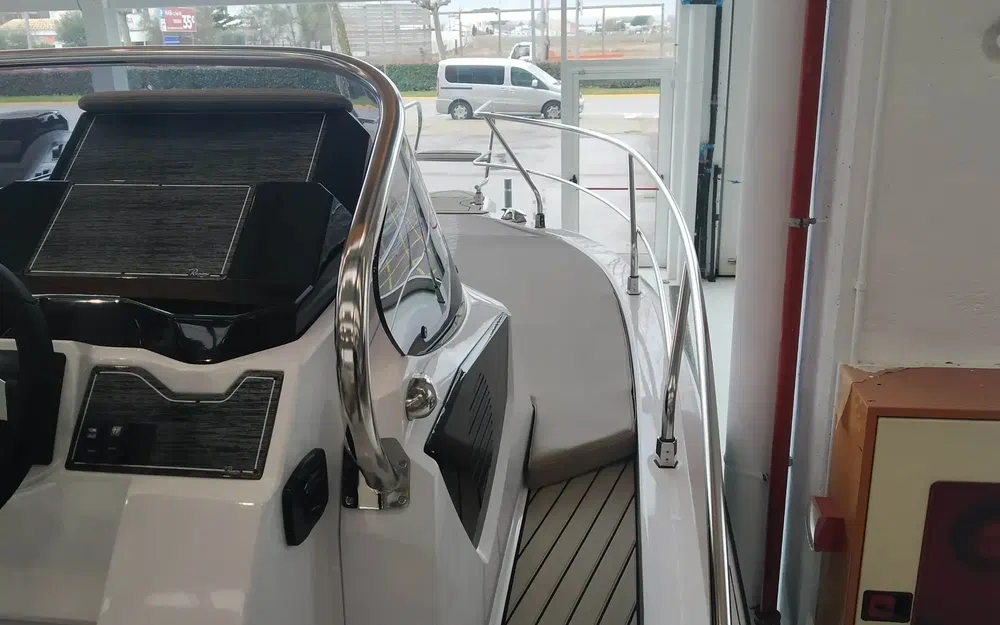 slider 11 Ranieri Next 240 Sh