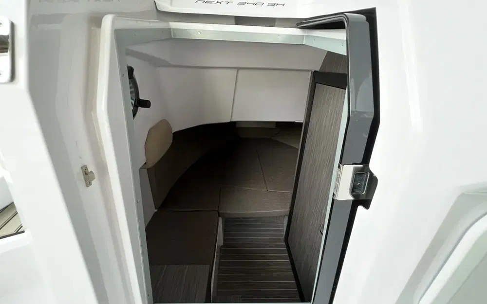 slider 17 Ranieri Next 240 Sh