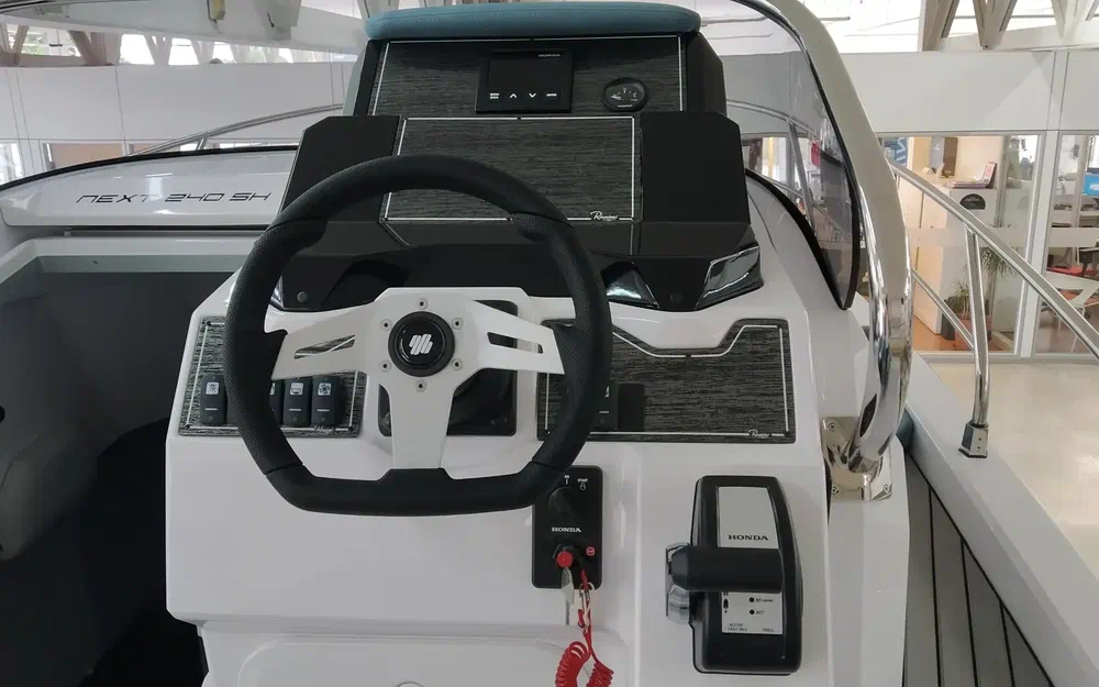 slider 5 Ranieri Next 240 Sh