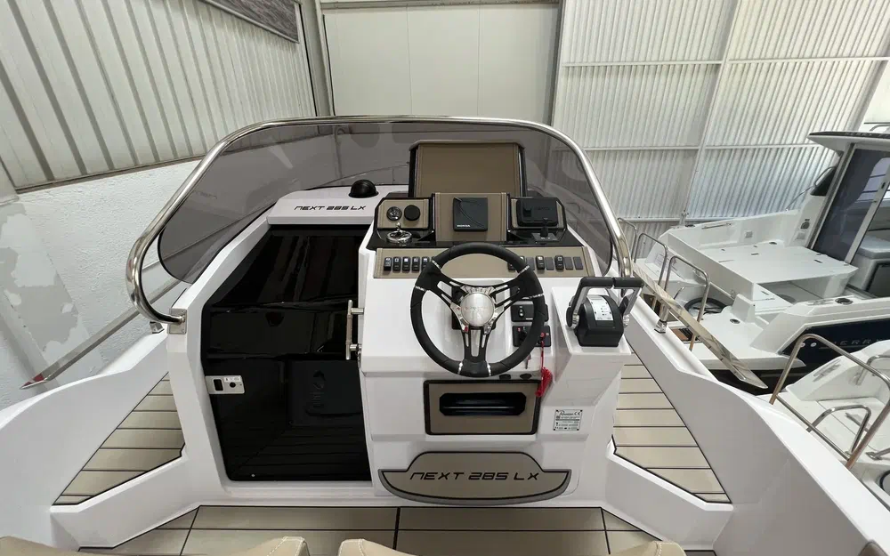 slider 15 Ranieri Next 285 Lx