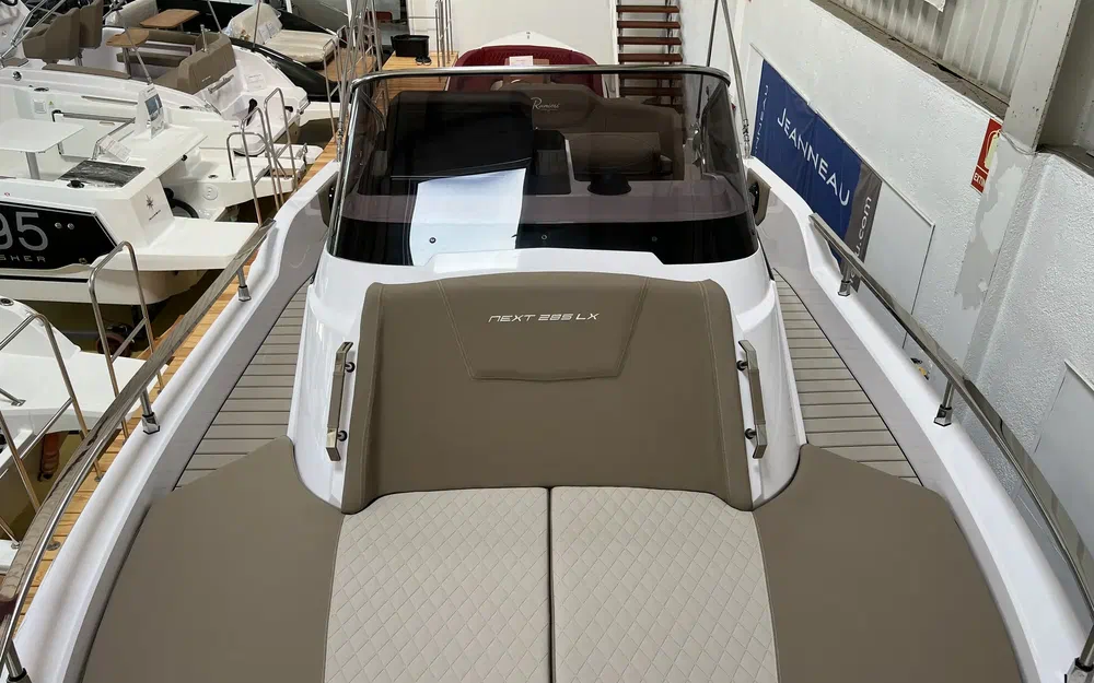 slider 34 Ranieri Next 285 Lx