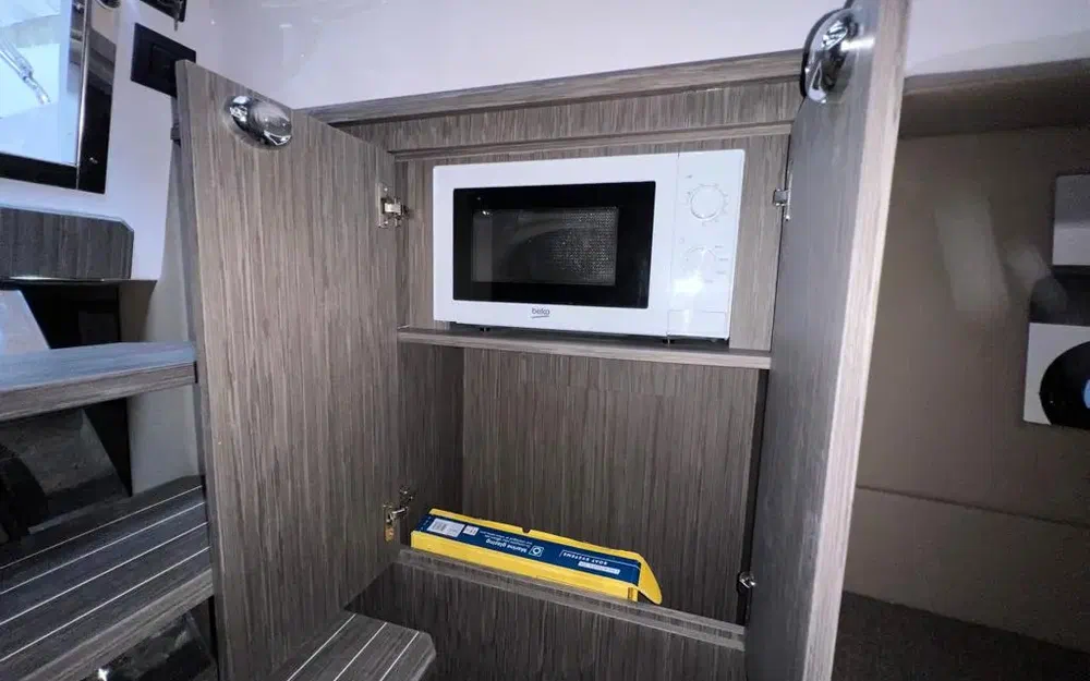 slider 43 Ranieri Next 285 Lx