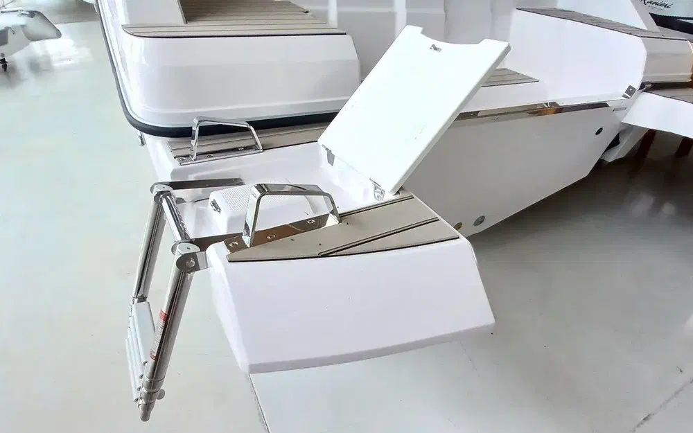 slider 37 Ranieri Next 330 Lx