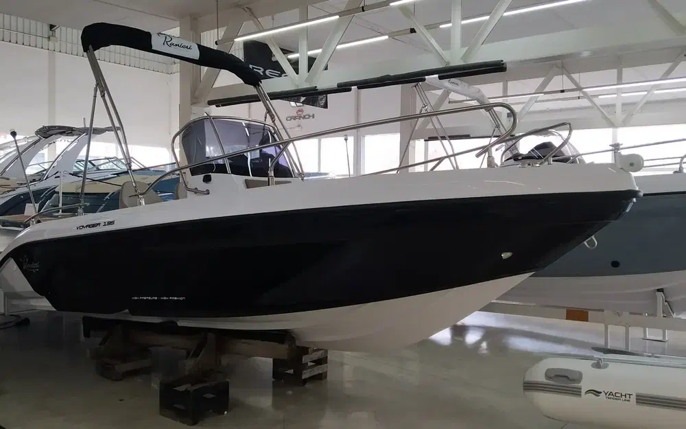 slider 0 Ranieri Voyager 19 S