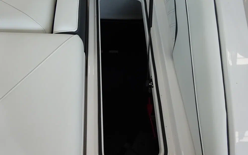 slider 22 Regal LS4C