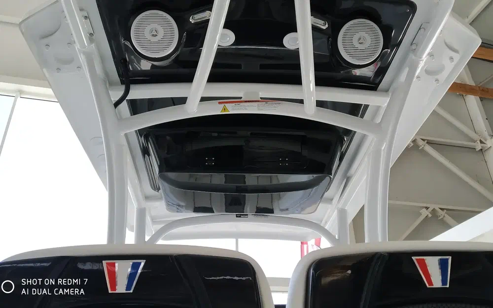 slider 25 Wellcraft Fisherman 242