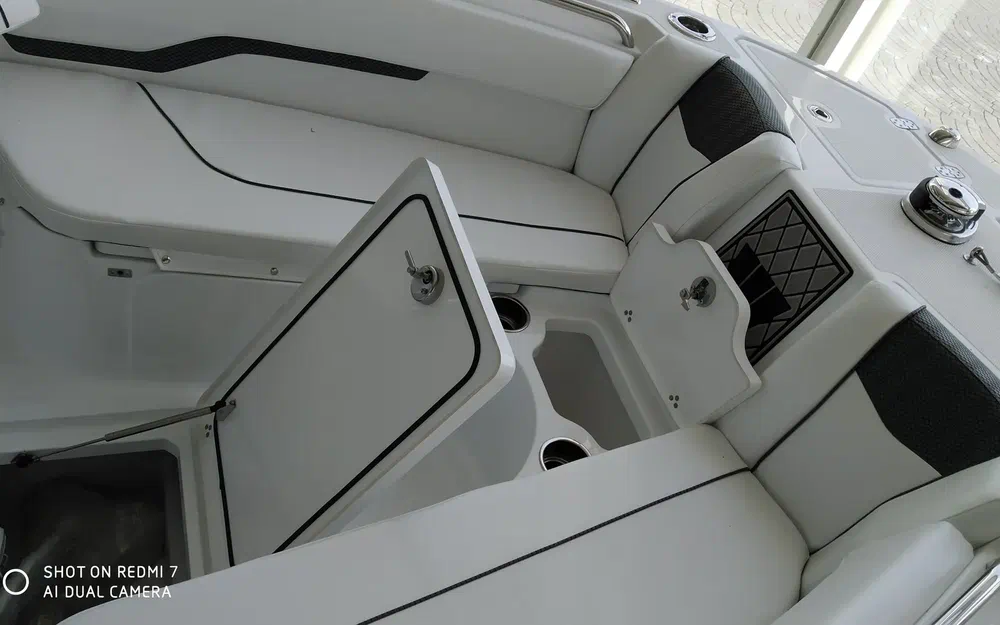 slider 4 Wellcraft Fisherman 242