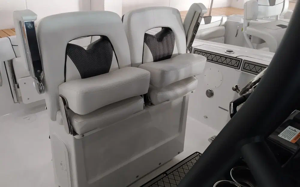 slider 6 Wellcraft Fisherman 262