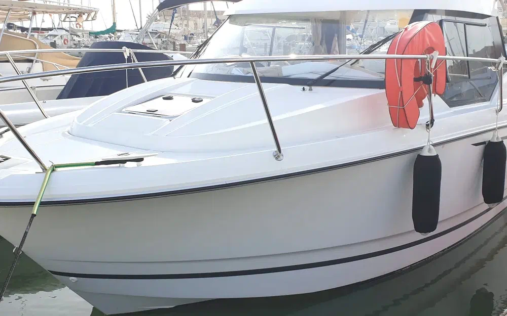 slider 0 Jeanneau Merry Fisher 795