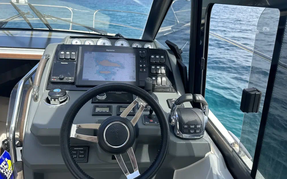 slider 21 Jeanneau Leader 33