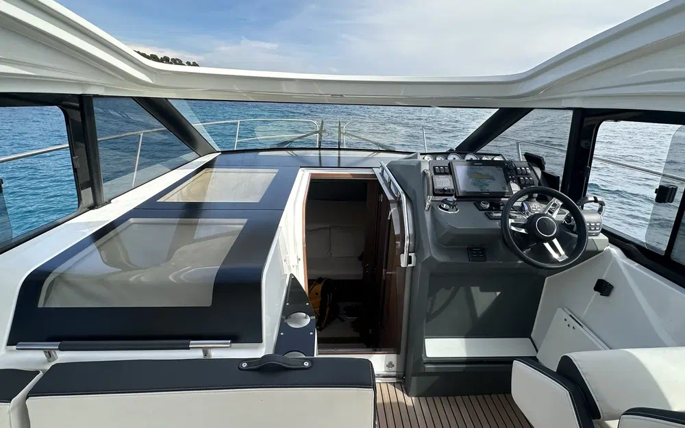 slider 23 Jeanneau Leader 33