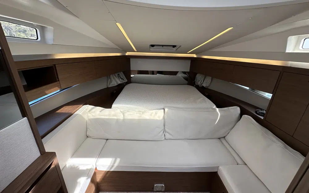 slider 28 Jeanneau Leader 33