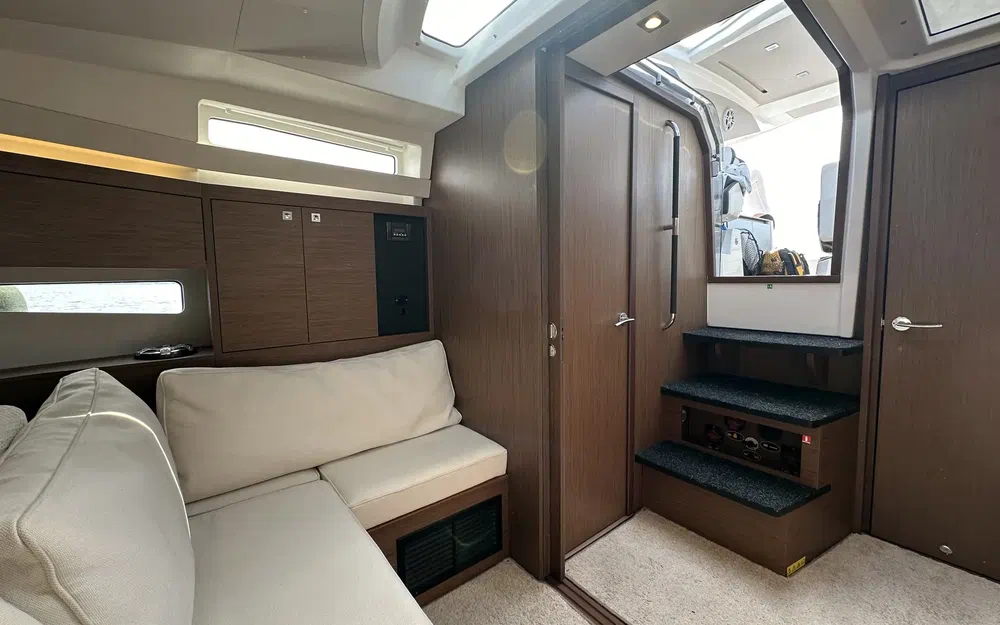 slider 30 Jeanneau Leader 33