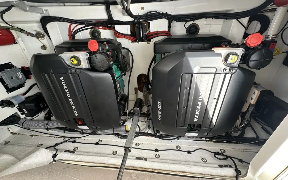 slider 33 Jeanneau Leader 33