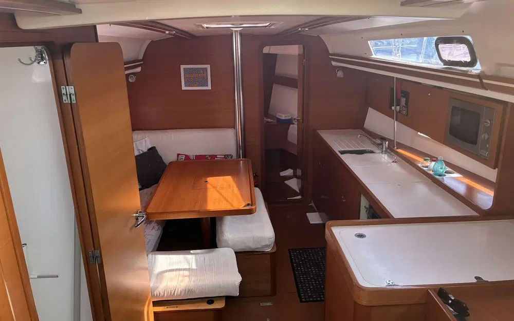 slider 25 Dufour 375 Grand Large Adventure