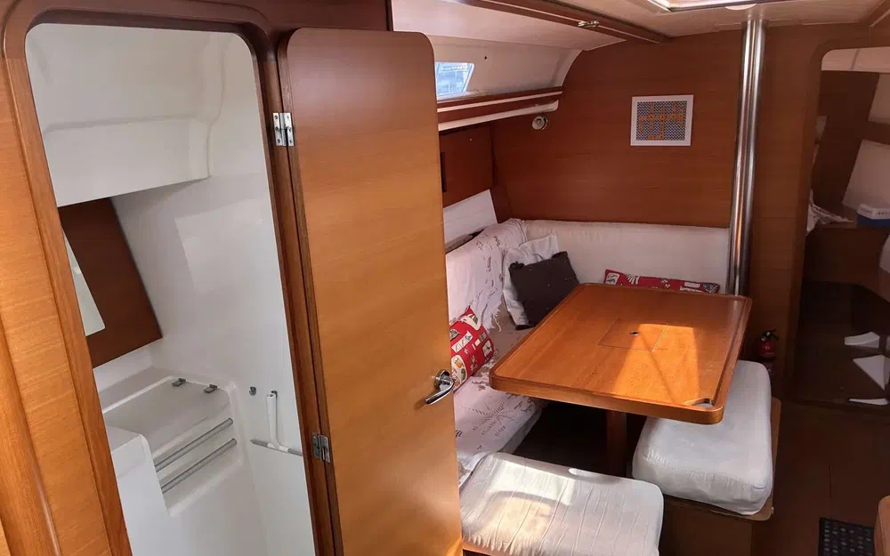 slider 27 Dufour 375 Grand Large Adventure