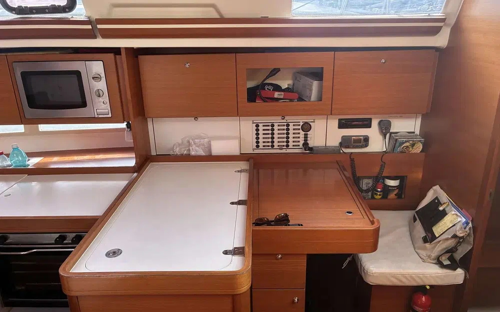 slider 28 Dufour 375 Grand Large Adventure