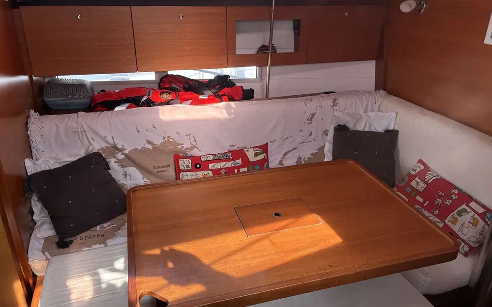 slider 31 Dufour 375 Grand Large Adventure