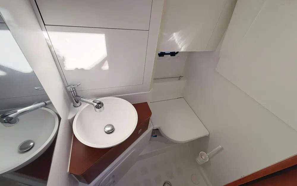 slider 9 Jeanneau Leader 30