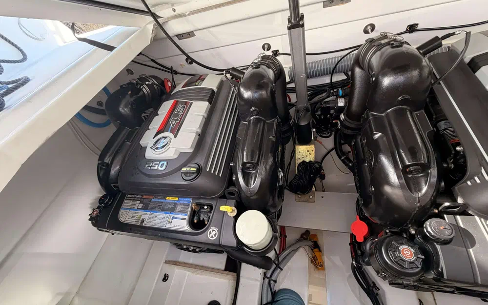 slider 17 Jeanneau Leader 30