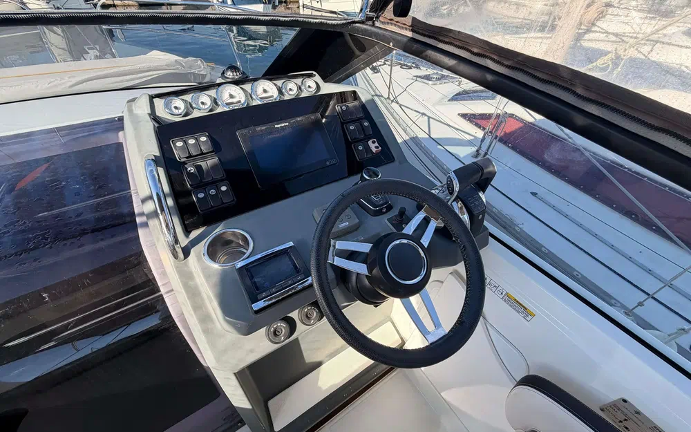 slider 5 Jeanneau Leader 30