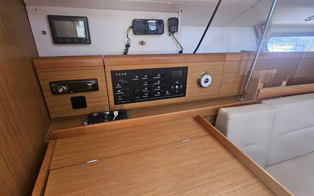 slider 13 Jeanneau Sun Odyssey 36 i