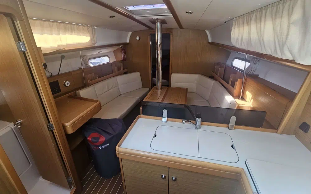 slider 1 Jeanneau Sun Odyssey 36 i