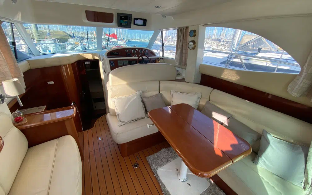 slider 13 Jeanneau Prestige 36 Fly