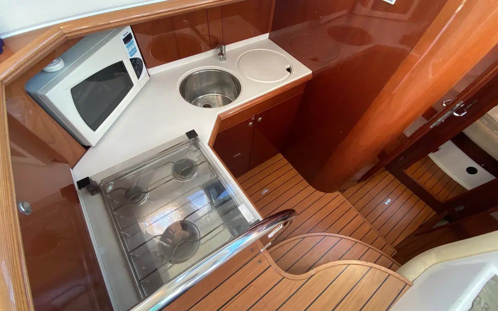 slider 18 Jeanneau Prestige 36 Fly