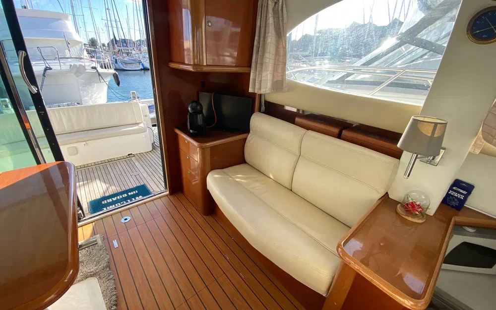 slider 14 Jeanneau Prestige 36 Fly