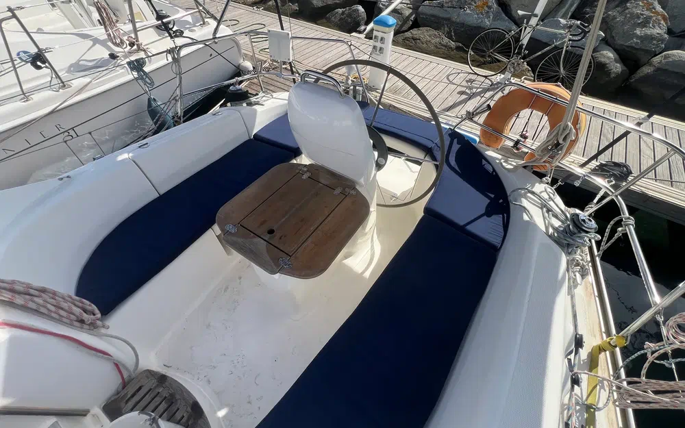 slider 3 Bavaria 33 Cruiser