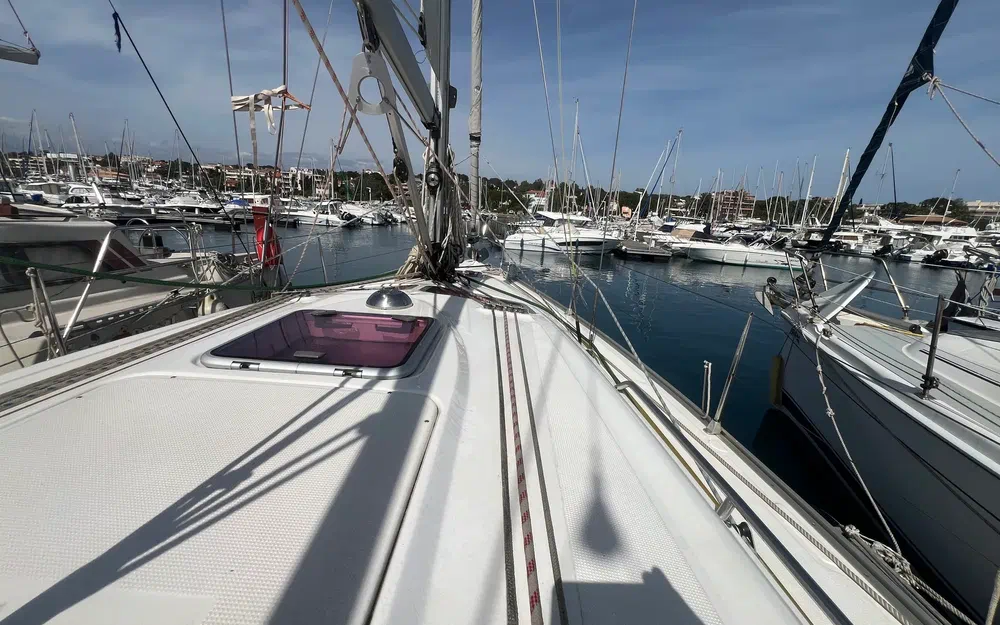 slider 6 Bavaria 33 Cruiser