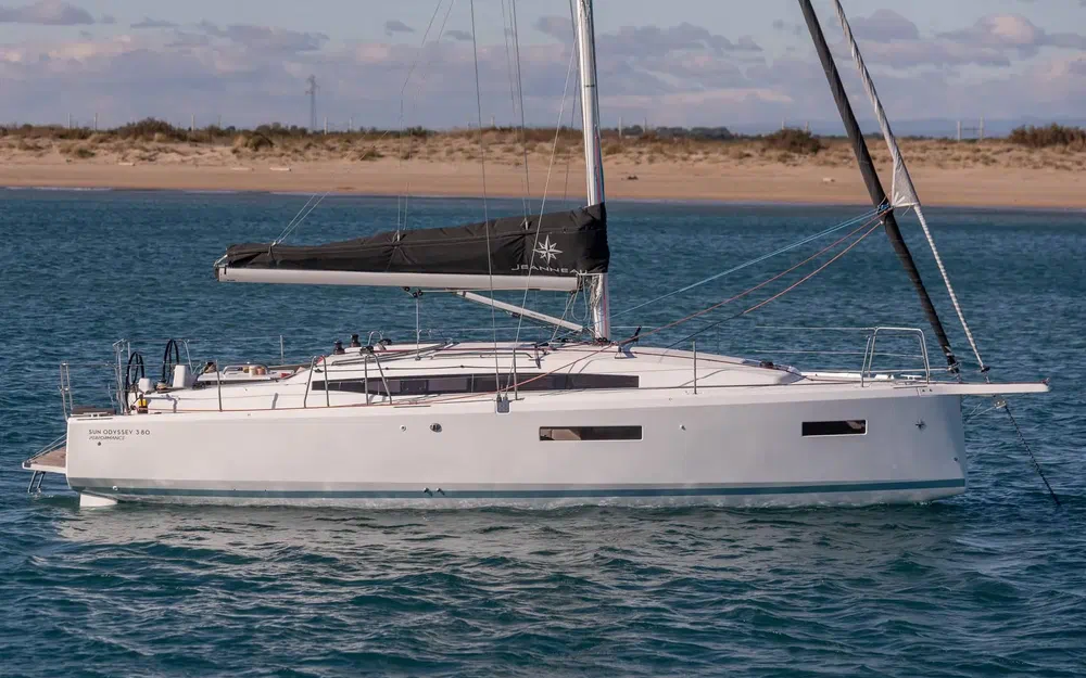 slider 1 Jeanneau Sun Odyssey 380