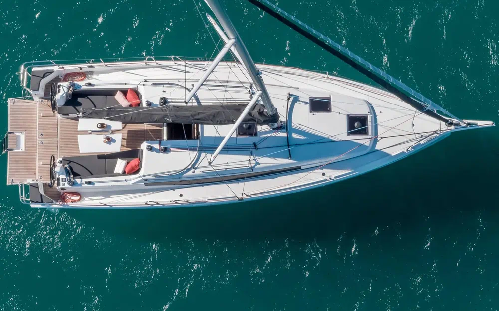 slider 2 Jeanneau Sun Odyssey 380