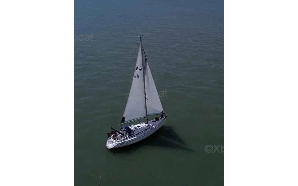 slider 1 Bavaria 38 Cruiser