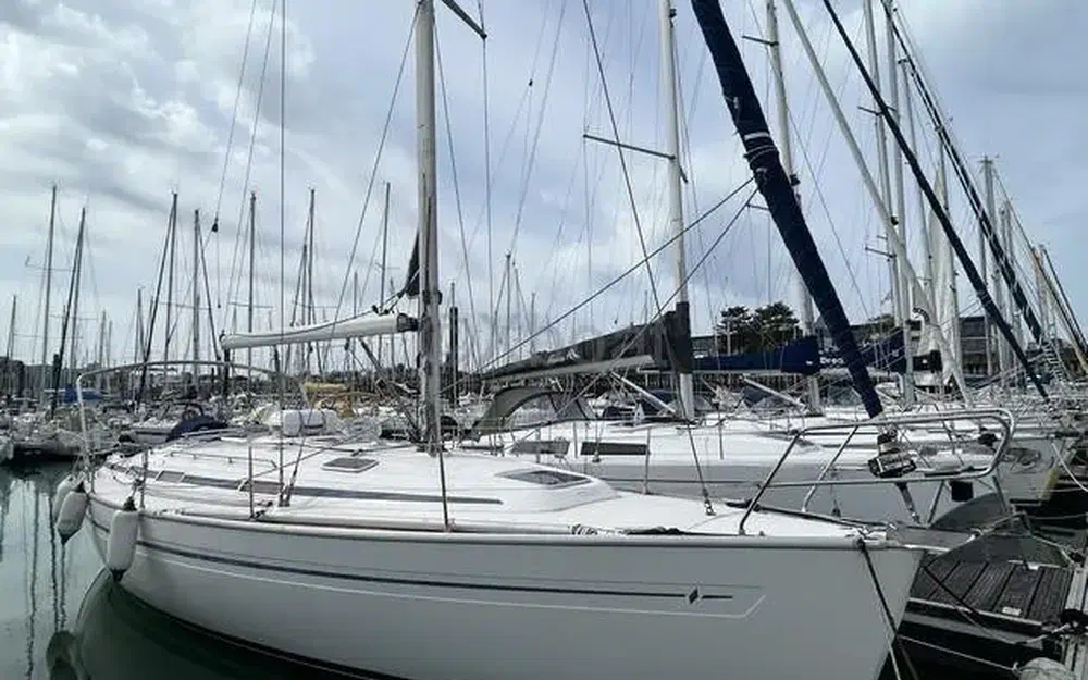 slider 2 Bavaria 38 Cruiser