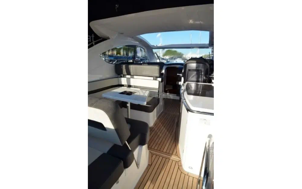 slider 9 Galeon 325