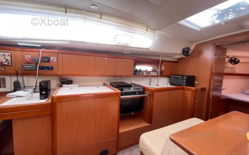 slider 11 Beneteau Oceanis 40