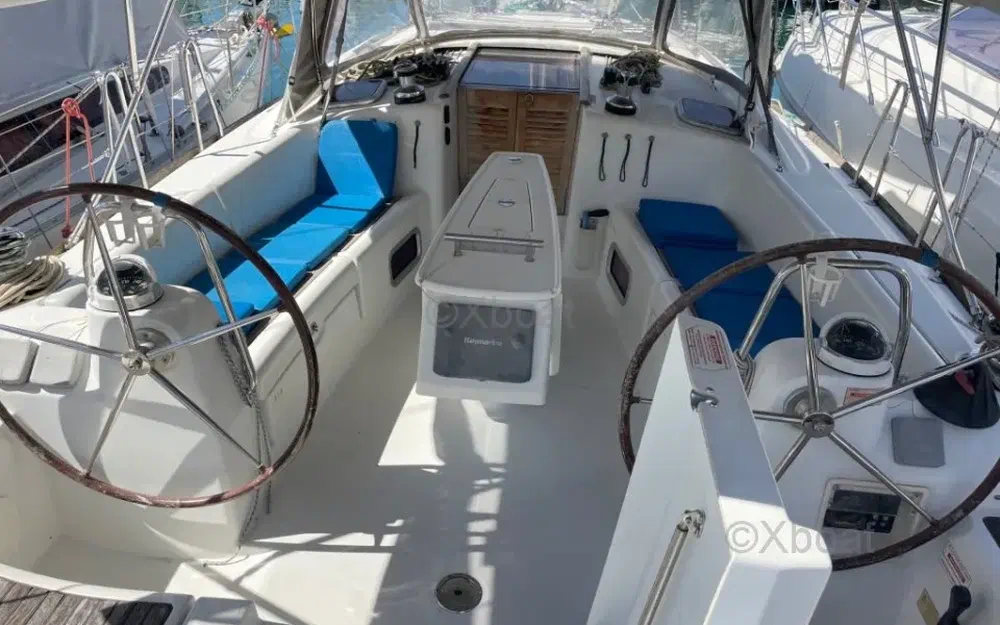 slider 2 Beneteau Oceanis 40