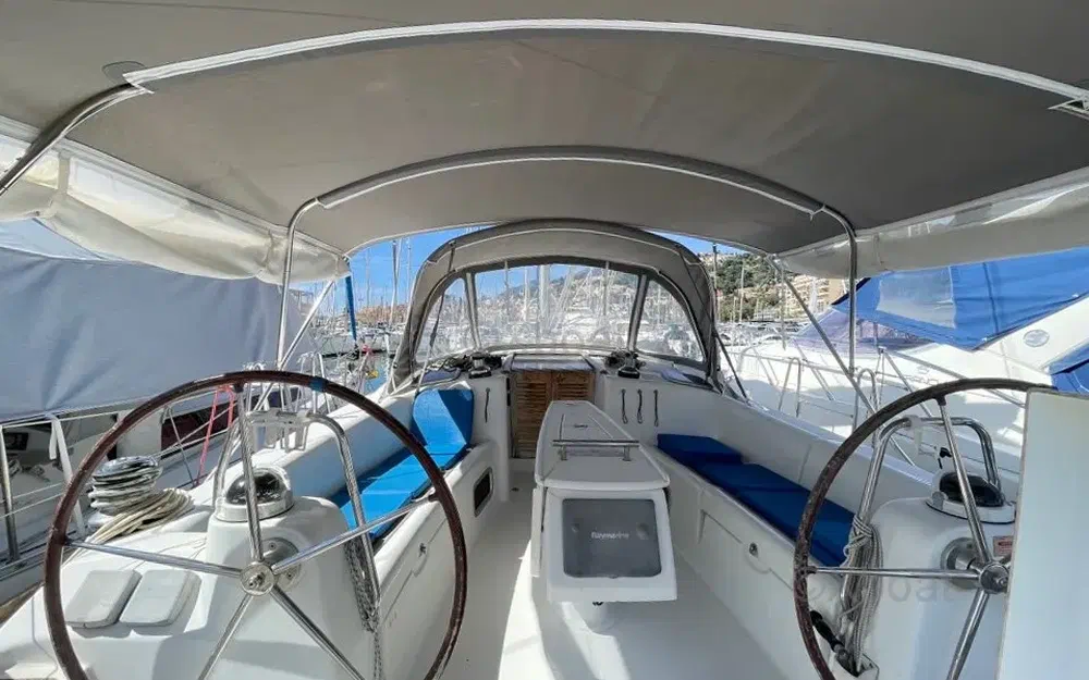 slider 3 Beneteau Oceanis 40