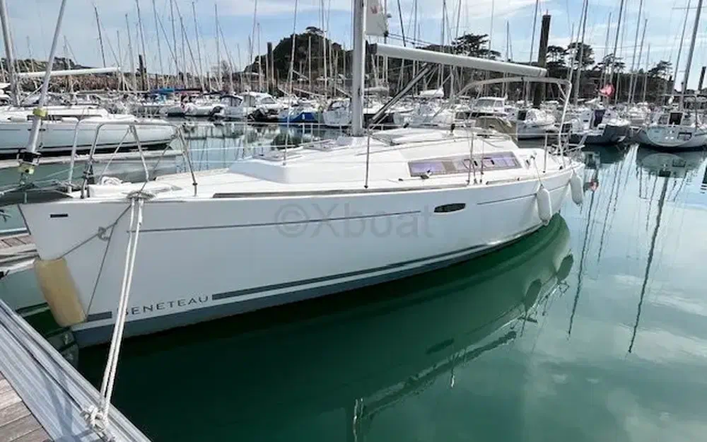 slider 1 Beneteau Oceanis 31