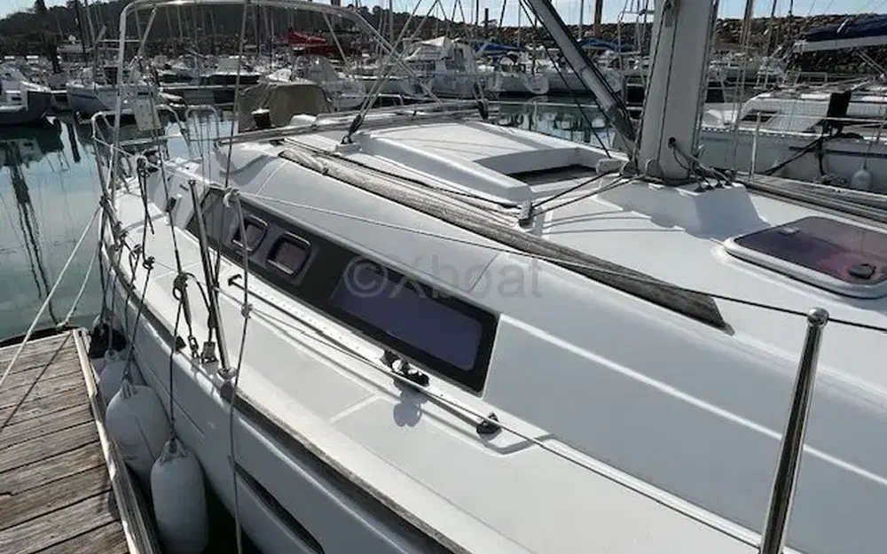slider 4 Beneteau Oceanis 31
