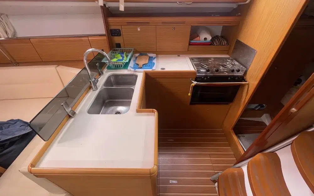 slider 9 Jeanneau Sun Odyssey 39 i